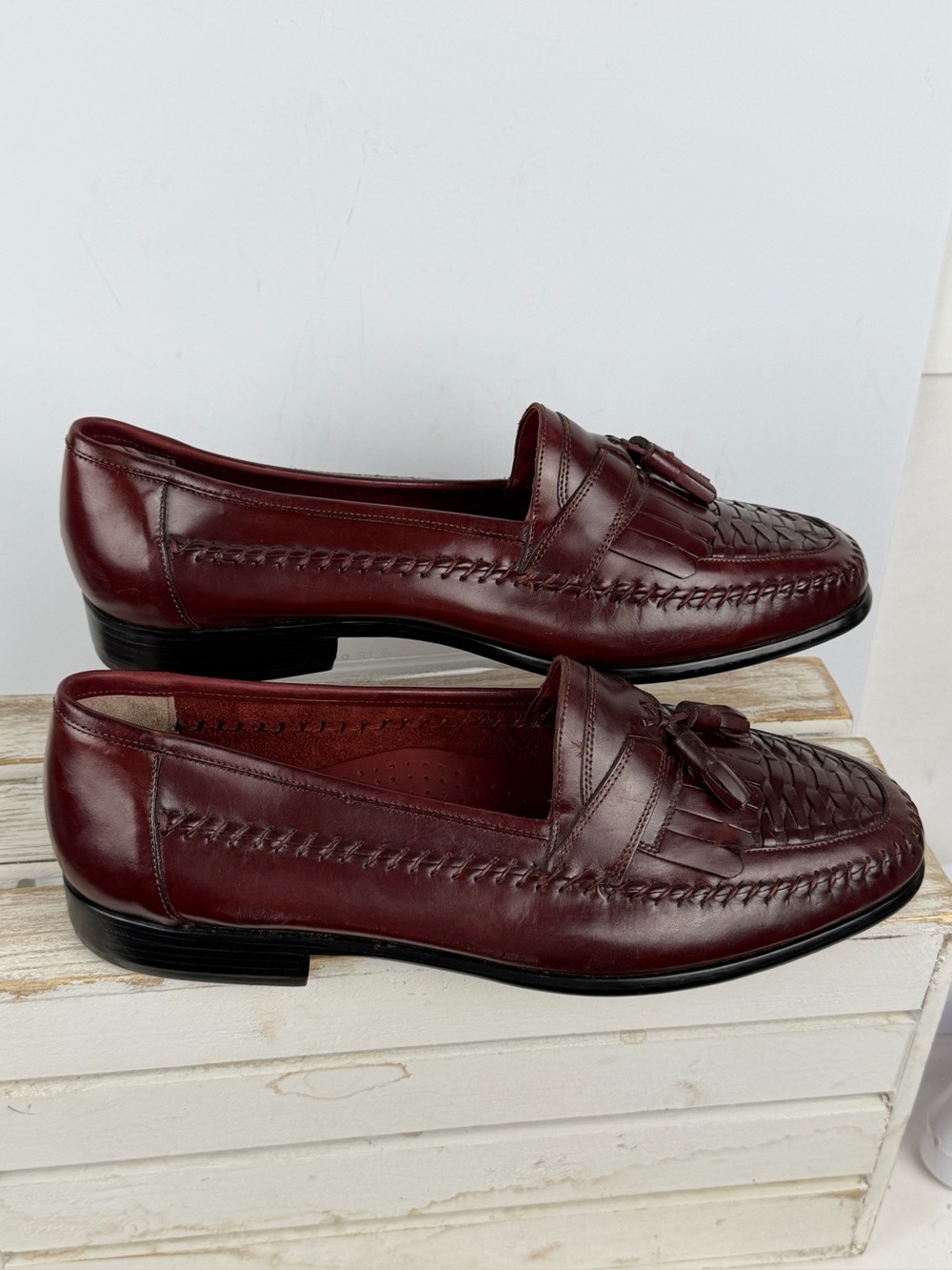 Giorgio Brutini burgundy loafers woven leather toe box leather tassels Sz 12EEE